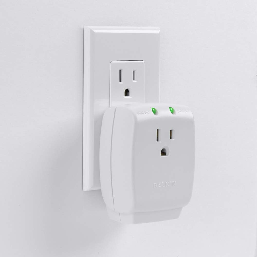Belkin SurgeCube Portable Wall Tap with Ground and Protected Light Indicators