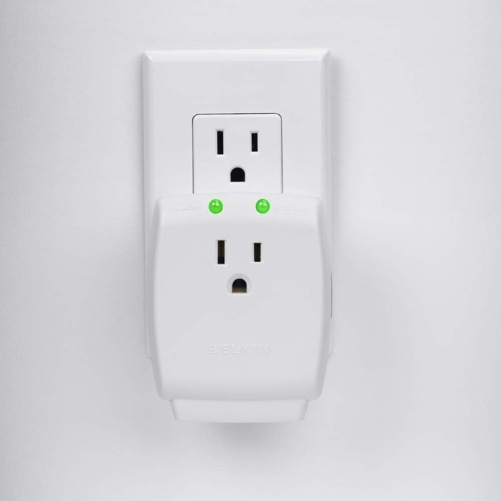 Belkin SurgeCube Portable Wall Tap with Ground and Protected Light Indicators