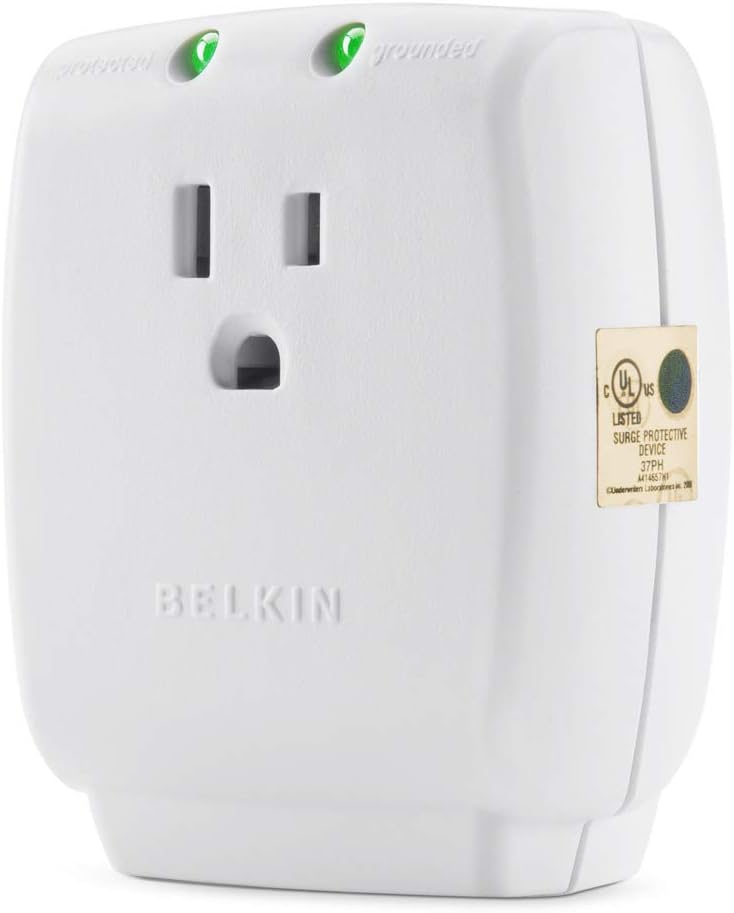 Belkin SurgeCube Portable Wall Tap with Ground and Protected Light Indicators