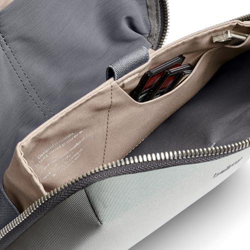 Bellroy Tech Kit Organizer Pouch with Zipper Closure