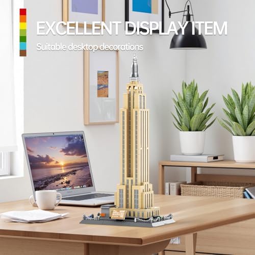 Empire State Architecture Building Block Set with 1570 Pieces