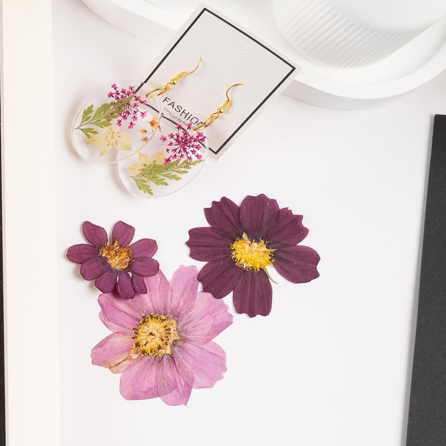 130 Pcs Dried Pressed Flowers for Resin Crafting DIY Projects