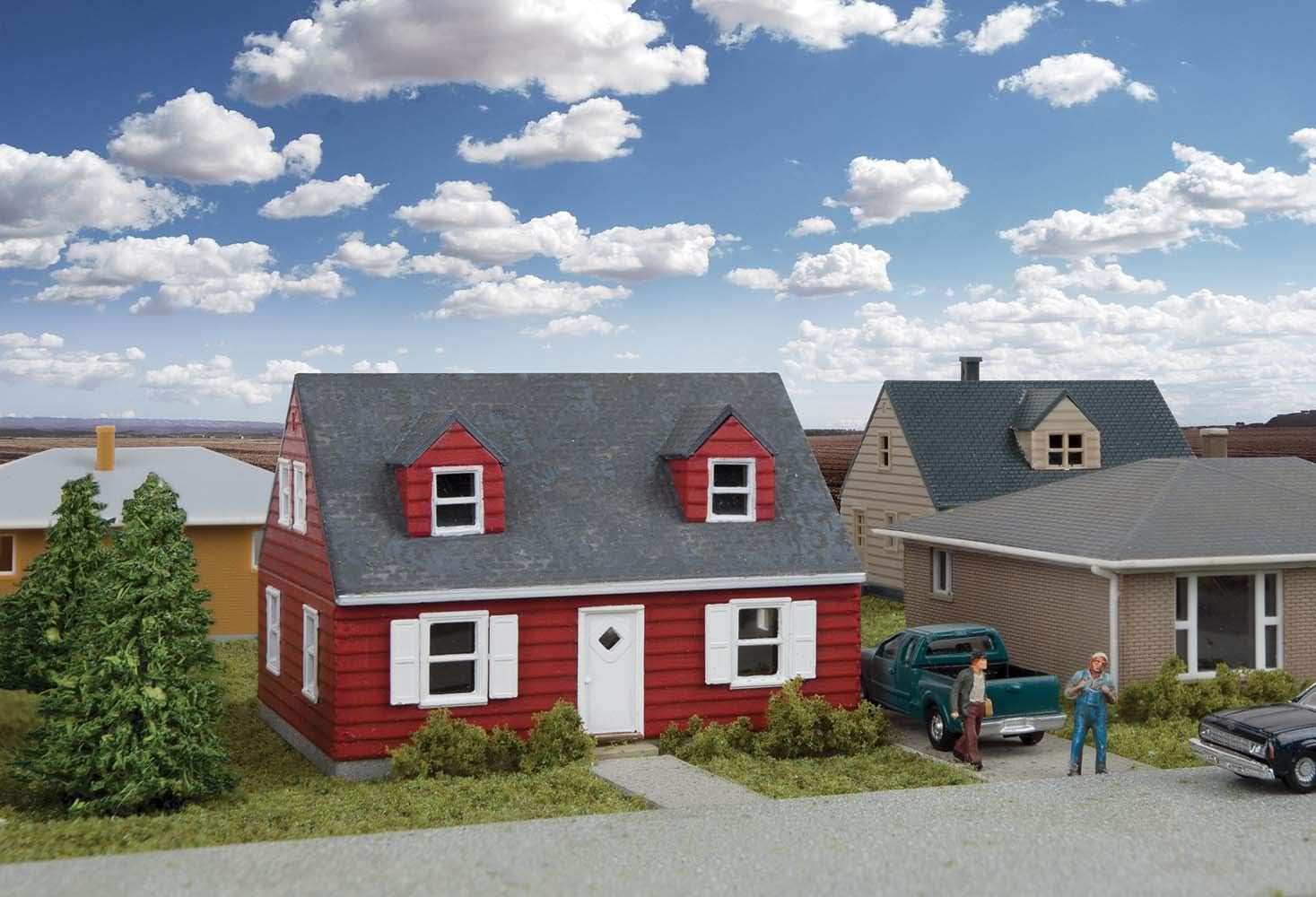 Walthers Cornerstone Cape Cod House Kit