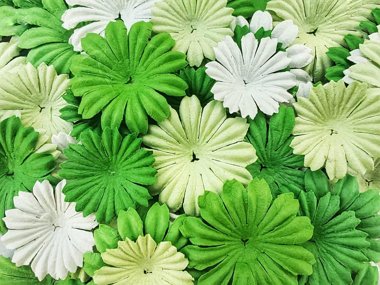 Daisy Petals Mulberry Paper Flowers Handmade for DIY Crafts Supplies
