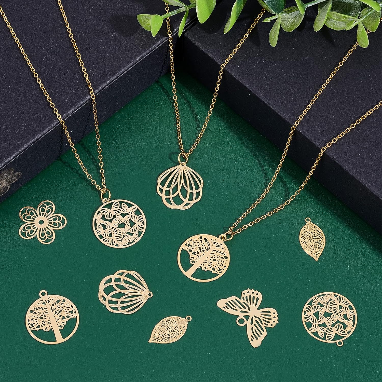 UNICRAFTALE 36Pcs Gold Botanical Pendant Set for Jewelry Making